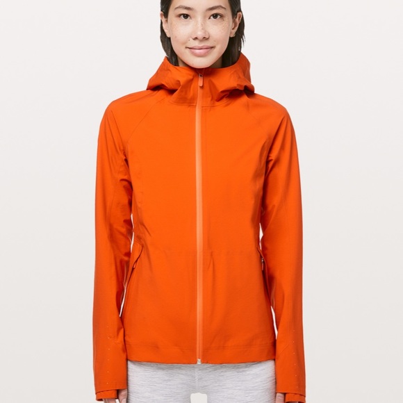 lululemon athletica Jackets & Blazers - BRAND NEW LULULEMON RAIN JACKET